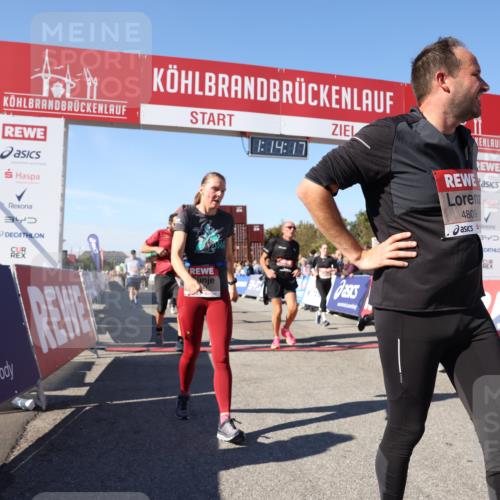 03.10.2025 - Köhlbrandbrückenlauf Lena Gebhardt http://msf.ph/oto/9037264 03.10.2025 13:14:17 Ziel 4313, 4437, 4569, 4641, 4728, 4776, 4785, 4809, 4888, 5282, 6327, 6418, 6735 meine-sportfotos.de