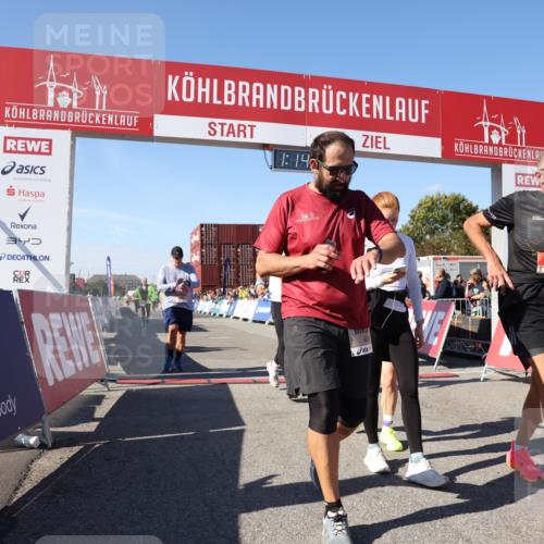03.10.2025 - Köhlbrandbrückenlauf Lena Gebhardt http://msf.ph/oto/9037297 03.10.2025 13:14:20 Ziel 4426, 4437, 4569, 4641, 4728, 4776, 4809, 4888, 5282, 6012, 6327, 6418, 6512, 6735 meine-sportfotos.de