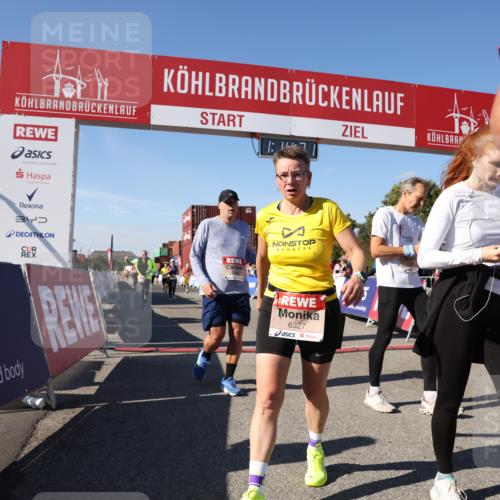 03.10.2025 - Köhlbrandbrückenlauf Lena Gebhardt http://msf.ph/oto/9037326 03.10.2025 13:14:21 Ziel 4426, 4437, 4569, 4641, 4728, 4776, 4809, 4888, 5132, 5282, 6012, 6327, 6418, 6512, 6735 meine-sportfotos.de