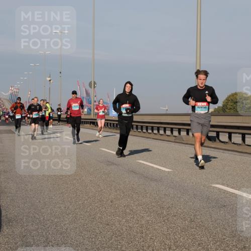 03.10.2025 - Köhlbrandbrückenlauf Fabian Wolf http://msf.ph/oto/9037462 03.10.2025 09:52:01 Position 3 1402 meine-sportfotos.de