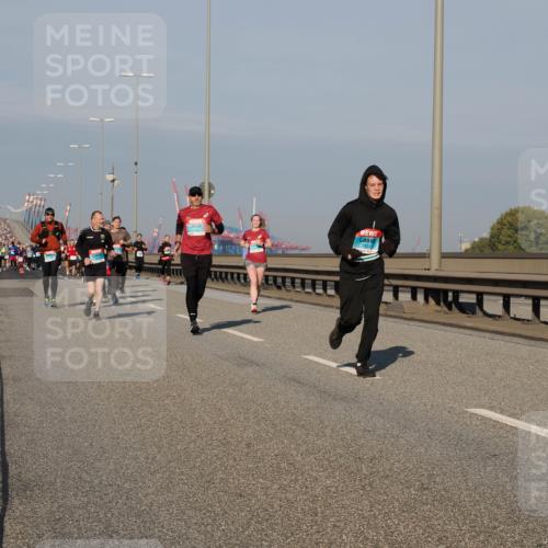 03.10.2025 - Köhlbrandbrückenlauf Fabian Wolf http://msf.ph/oto/9037490 03.10.2025 09:52:03 Position 3 1673, 140 meine-sportfotos.de