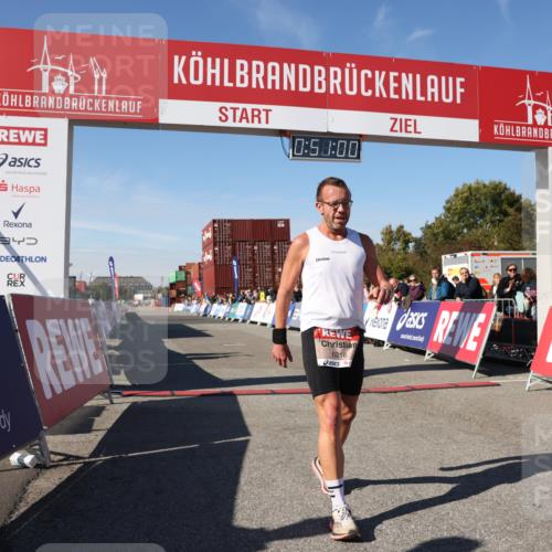 03.10.2025 - Köhlbrandbrückenlauf Lena Gebhardt http://msf.ph/oto/9037495 03.10.2025 12:51:00 Ziel 4072, 6216, 6552 meine-sportfotos.de