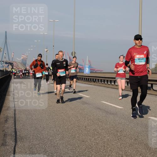 03.10.2025 - Köhlbrandbrückenlauf Fabian Wolf http://msf.ph/oto/9037578 03.10.2025 09:52:06 Position 3 2696 meine-sportfotos.de