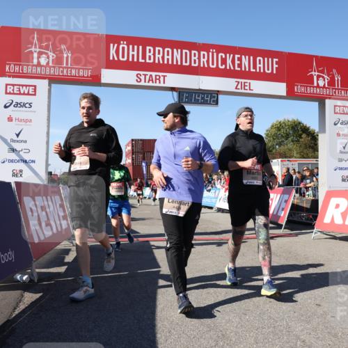 03.10.2025 - Köhlbrandbrückenlauf Lena Gebhardt http://msf.ph/oto/9037585 03.10.2025 13:14:42 Ziel 4202, 4259, 4424, 4509, 4533, 4684, 4692, 4788, 4869, 5249, 5682, 5686, 5711, 6316, 6344, 6448, 6849 meine-sportfotos.de