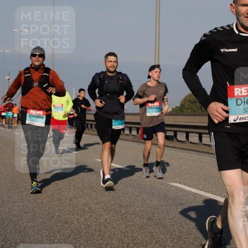 03.10.2025 - Köhlbrandbrückenlauf Fabian Wolf http://msf.ph/oto/9037666 03.10.2025 09:52:09 Position 3 1125, 1680, 1722, 3320 meine-sportfotos.de