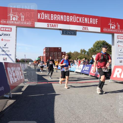 03.10.2025 - Köhlbrandbrückenlauf Lena Gebhardt http://msf.ph/oto/9037669 03.10.2025 13:14:48 Ziel 4202, 4224, 4424, 4533, 4692, 4869, 4890, 5525, 5535, 5682, 5686, 5711, 5760, 5761, 5814, 6316, 6344, 6448, 6849 meine-sportfotos.de