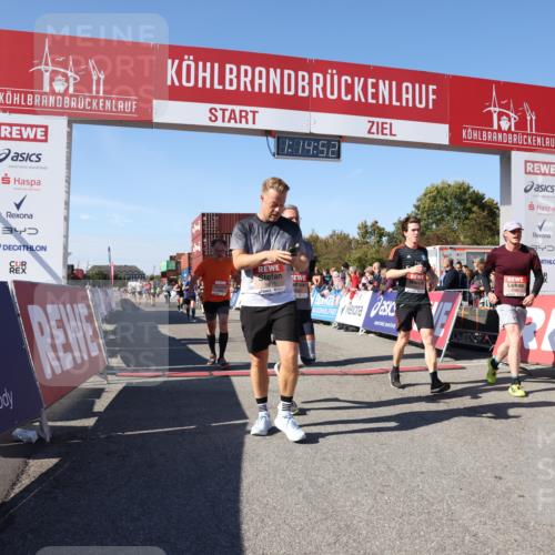 03.10.2025 - Köhlbrandbrückenlauf Lena Gebhardt http://msf.ph/oto/9037717 03.10.2025 13:14:52 Ziel 4202, 4224, 4232, 4406, 4533, 4869, 4890, 5054, 5525, 5535, 5682, 5686, 5711, 5760, 5761, 5814, 6017, 6129, 6293, 6344, 6815 meine-sportfotos.de