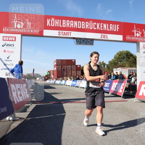 03.10.2025 - Köhlbrandbrückenlauf Lena Gebhardt http://msf.ph/oto/9037762 03.10.2025 12:52:05 Ziel 4092 meine-sportfotos.de