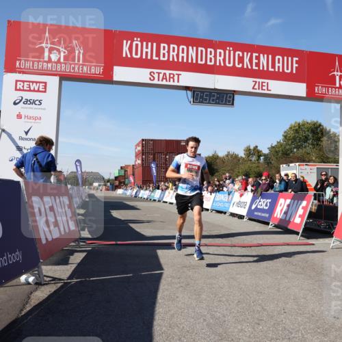 03.10.2025 - Köhlbrandbrückenlauf Lena Gebhardt http://msf.ph/oto/9037793 03.10.2025 12:52:19 Ziel 4301 meine-sportfotos.de