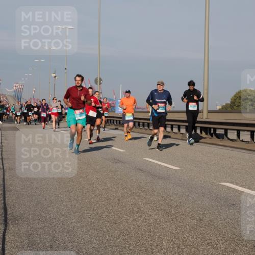 03.10.2025 - Köhlbrandbrückenlauf Fabian Wolf http://msf.ph/oto/9037819 03.10.2025 09:52:19 Position 3  meine-sportfotos.de
