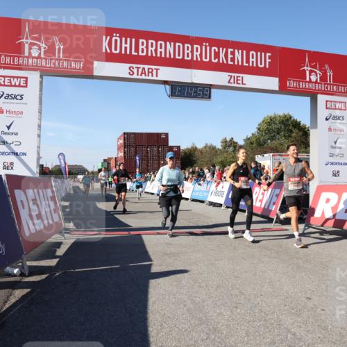 03.10.2025 - Köhlbrandbrückenlauf Lena Gebhardt http://msf.ph/oto/9037826 03.10.2025 13:15:00 Ziel 4224, 4232, 4244, 4282, 4406, 4784, 4890, 5054, 5173, 5525, 5535, 5737, 5760, 5761, 6017, 6128, 6129, 6293, 6454, 6810, 6815 meine-sportfotos.de
