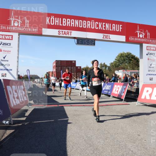 03.10.2025 - Köhlbrandbrückenlauf Lena Gebhardt http://msf.ph/oto/9037855 03.10.2025 13:15:02 Ziel 4090, 4232, 4244, 4282, 4406, 4784, 5054, 5173, 5737, 6017, 6128, 6129, 6189, 6293, 6454, 6810, 6815 meine-sportfotos.de