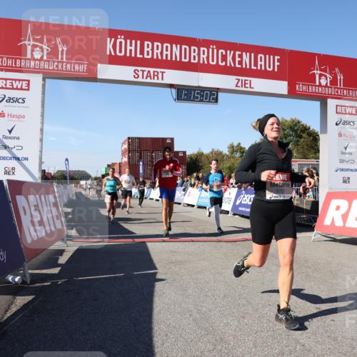 03.10.2025 - Köhlbrandbrückenlauf Lena Gebhardt http://msf.ph/oto/9037859 03.10.2025 13:15:03 Ziel 4090, 4232, 4244, 4282, 4406, 4784, 5054, 5173, 5737, 6017, 6128, 6129, 6189, 6249, 6252, 6293, 6454, 6810, 6815 meine-sportfotos.de