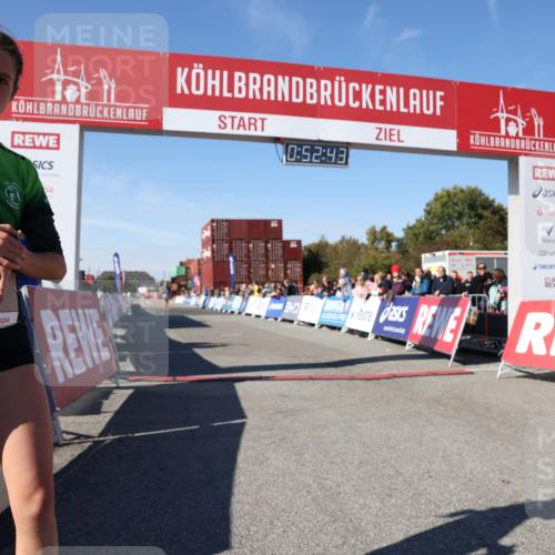 03.10.2025 - Köhlbrandbrückenlauf Lena Gebhardt http://msf.ph/oto/9037895 03.10.2025 12:52:44 Ziel 4013, 4019, 4034, 6087, 6625 meine-sportfotos.de