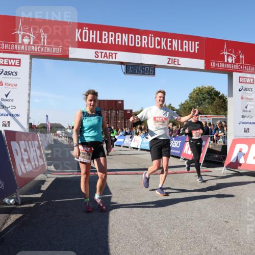 03.10.2025 - Köhlbrandbrückenlauf Lena Gebhardt http://msf.ph/oto/9037901 03.10.2025 13:15:07 Ziel 4090, 4232, 4244, 4282, 4784, 5173, 5186, 5737, 6017, 6128, 6129, 6189, 6249, 6252, 6370, 6454, 6591, 6810 meine-sportfotos.de
