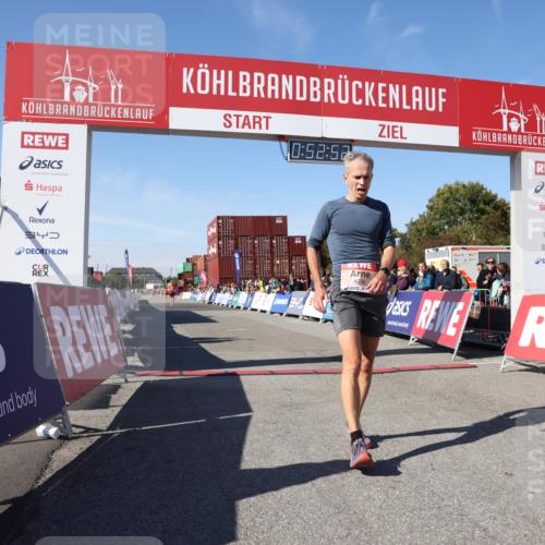 03.10.2025 - Köhlbrandbrückenlauf Lena Gebhardt http://msf.ph/oto/9037924 03.10.2025 12:52:52 Ziel 4013, 4034 meine-sportfotos.de