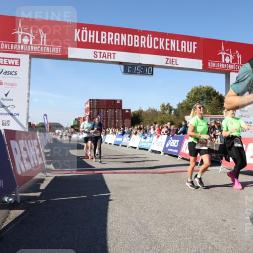 03.10.2025 - Köhlbrandbrückenlauf Lena Gebhardt http://msf.ph/oto/9037950 03.10.2025 13:15:11 Ziel 4090, 4244, 4282, 5173, 5186, 6189, 6249, 6252, 6370, 6454, 6591, 6773, 6810 meine-sportfotos.de