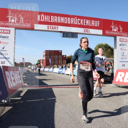 03.10.2025 - Köhlbrandbrückenlauf Lena Gebhardt http://msf.ph/oto/9037980 03.10.2025 13:15:13 Ziel 4090, 4244, 4282, 5186, 6189, 6249, 6252, 6370, 6591, 6773, 6810 meine-sportfotos.de