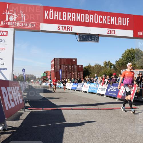 03.10.2025 - Köhlbrandbrückenlauf Lena Gebhardt http://msf.ph/oto/9037984 03.10.2025 12:53:26 Ziel 4029, 4142, 5786, 6241, 6656, 6804 meine-sportfotos.de