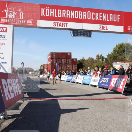 03.10.2025 - Köhlbrandbrückenlauf Lena Gebhardt http://msf.ph/oto/9037995 03.10.2025 12:53:27 Ziel 4029, 4142, 4155, 5786, 6241, 6656, 6804 meine-sportfotos.de