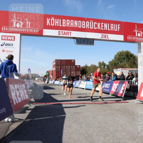 03.10.2025 - Köhlbrandbrückenlauf Lena Gebhardt http://msf.ph/oto/9038013 03.10.2025 12:53:29 Ziel 4029, 4142, 4155, 6241, 6656, 6804 meine-sportfotos.de