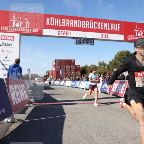 03.10.2025 - Köhlbrandbrückenlauf Lena Gebhardt http://msf.ph/oto/9038057 03.10.2025 12:53:30 Ziel 4029, 4155, 6241, 6656, 6804 meine-sportfotos.de