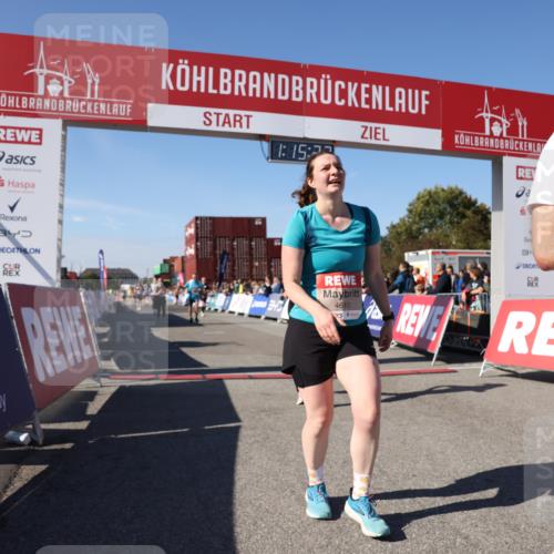 03.10.2025 - Köhlbrandbrückenlauf Lena Gebhardt http://msf.ph/oto/9038061 03.10.2025 13:15:23 Ziel 4031, 4610, 5309, 5771, 6535, 6772, 6773, 6790 meine-sportfotos.de