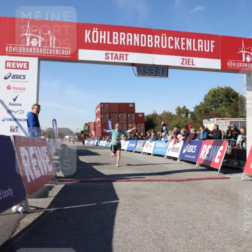 03.10.2025 - Köhlbrandbrückenlauf Lena Gebhardt http://msf.ph/oto/9038103 03.10.2025 12:53:33 Ziel 4029, 4155, 6241, 6656, 6804 meine-sportfotos.de
