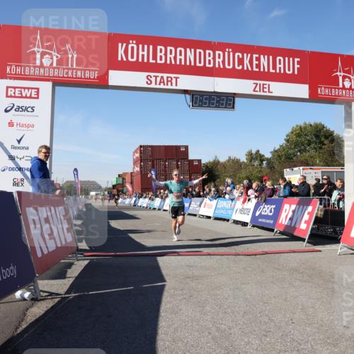 03.10.2025 - Köhlbrandbrückenlauf Lena Gebhardt http://msf.ph/oto/9038113 03.10.2025 12:53:34 Ziel 4029, 4155, 6241, 6656, 6804 meine-sportfotos.de