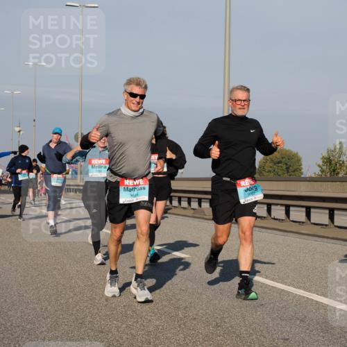 03.10.2025 - Köhlbrandbrückenlauf Fabian Wolf http://msf.ph/oto/9038124 03.10.2025 09:52:34 Position 3 3362, 3684, 3683, 3778 meine-sportfotos.de