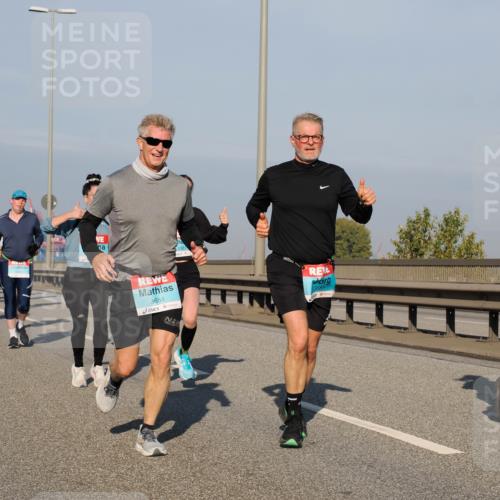 03.10.2025 - Köhlbrandbrückenlauf Fabian Wolf http://msf.ph/oto/9038129 03.10.2025 09:52:34 Position 3 3684, 3683, 3778 meine-sportfotos.de