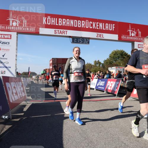03.10.2025 - Köhlbrandbrückenlauf Lena Gebhardt http://msf.ph/oto/9038169 03.10.2025 13:15:32 Ziel 4031, 4267, 4399, 4577, 4678, 4704, 4797, 4803, 4871, 4958, 4962, 5309, 5771, 6019, 6535, 6772 meine-sportfotos.de