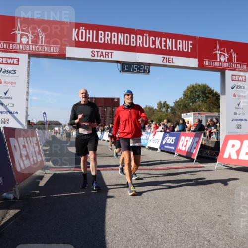 03.10.2025 - Köhlbrandbrückenlauf Lena Gebhardt http://msf.ph/oto/9038261 03.10.2025 13:15:39 Ziel 4210, 4267, 4399, 4421, 4577, 4604, 4678, 4704, 4797, 4803, 4871, 4885, 4958, 4962, 5309, 5768, 5942, 6019, 6112 meine-sportfotos.de