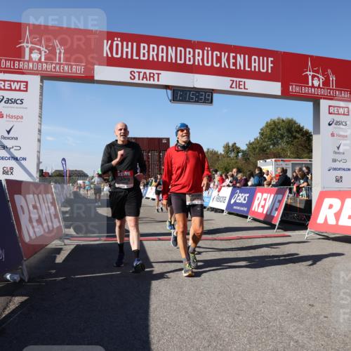 03.10.2025 - Köhlbrandbrückenlauf Lena Gebhardt http://msf.ph/oto/9038270 03.10.2025 13:15:39 Ziel 4210, 4267, 4399, 4421, 4577, 4604, 4678, 4704, 4797, 4803, 4871, 4885, 4958, 4962, 5309, 5768, 5942, 6019, 6112 meine-sportfotos.de