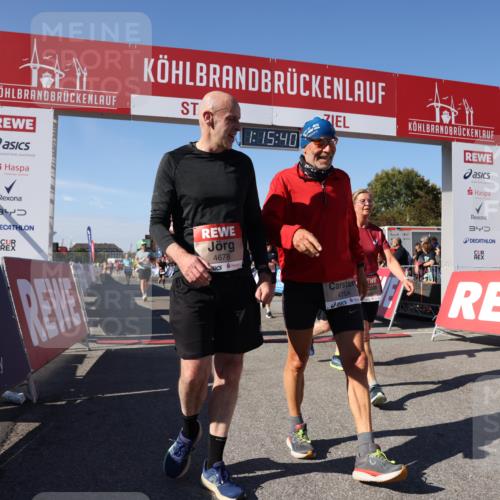 03.10.2025 - Köhlbrandbrückenlauf Lena Gebhardt http://msf.ph/oto/9038291 03.10.2025 13:15:41 Ziel 4210, 4399, 4421, 4577, 4604, 4678, 4704, 4797, 4803, 4871, 4885, 4958, 5768, 5800, 5801, 5942, 6019, 6112 meine-sportfotos.de