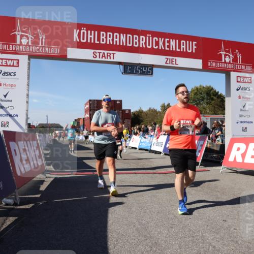 03.10.2025 - Köhlbrandbrückenlauf Lena Gebhardt http://msf.ph/oto/9038335 03.10.2025 13:15:45 Ziel 4210, 4399, 4421, 4577, 4604, 4678, 4704, 4803, 4885, 5768, 5800, 5801, 5942, 6112, 6301, 6445, 6536 meine-sportfotos.de