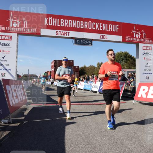 03.10.2025 - Köhlbrandbrückenlauf Lena Gebhardt http://msf.ph/oto/9038342 03.10.2025 13:15:45 Ziel 4210, 4399, 4421, 4577, 4604, 4678, 4704, 4803, 4885, 5768, 5800, 5801, 5942, 6112, 6301, 6445, 6536 meine-sportfotos.de