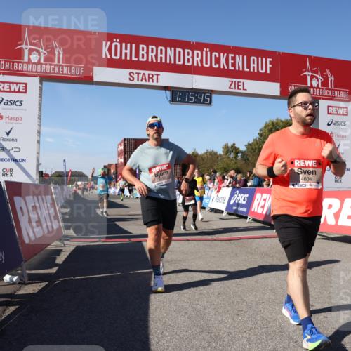 03.10.2025 - Köhlbrandbrückenlauf Lena Gebhardt http://msf.ph/oto/9038346 03.10.2025 13:15:46 Ziel 4210, 4399, 4421, 4577, 4604, 4678, 4704, 4803, 4885, 5768, 5800, 5801, 5879, 5942, 6112, 6301, 6445, 6536 meine-sportfotos.de