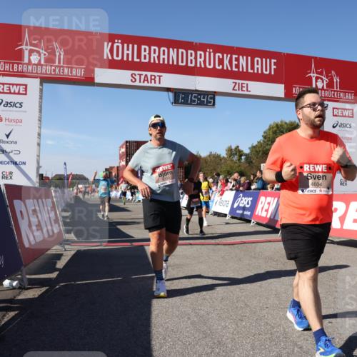03.10.2025 - Köhlbrandbrückenlauf Lena Gebhardt http://msf.ph/oto/9038350 03.10.2025 13:15:46 Ziel 4210, 4399, 4421, 4577, 4604, 4678, 4704, 4803, 4885, 5768, 5800, 5801, 5879, 5942, 6112, 6301, 6445, 6536 meine-sportfotos.de
