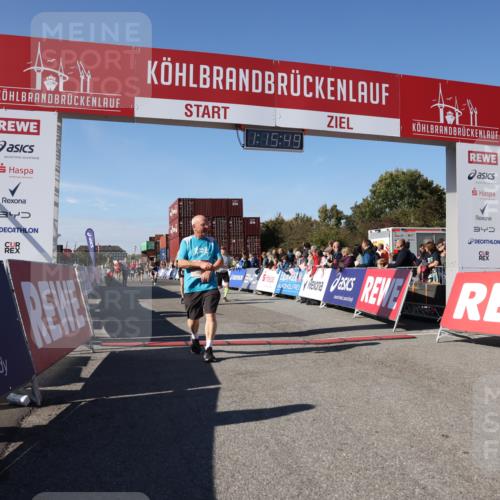 03.10.2025 - Köhlbrandbrückenlauf Lena Gebhardt http://msf.ph/oto/9038384 03.10.2025 13:15:49 Ziel 4210, 4374, 4421, 4604, 4677, 4885, 5768, 5800, 5801, 5879, 5942, 6112, 6301, 6445, 6536 meine-sportfotos.de