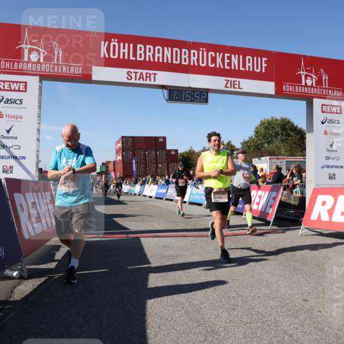 03.10.2025 - Köhlbrandbrückenlauf Lena Gebhardt http://msf.ph/oto/9038410 03.10.2025 13:15:52 Ziel 4374, 4548, 4604, 4677, 4805, 4833, 4885, 5800, 5801, 5867, 5868, 5879, 6112, 6301, 6445, 6507, 6536 meine-sportfotos.de