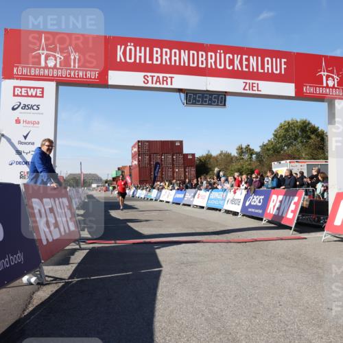 03.10.2025 - Köhlbrandbrückenlauf Lena Gebhardt http://msf.ph/oto/9038422 03.10.2025 12:53:51 Ziel 4043, 4088, 6002, 6085, 6422, 6624 meine-sportfotos.de