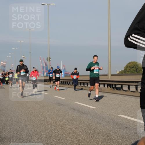 03.10.2025 - Köhlbrandbrückenlauf Fabian Wolf http://msf.ph/oto/9038520 03.10.2025 09:52:53 Position 3  meine-sportfotos.de