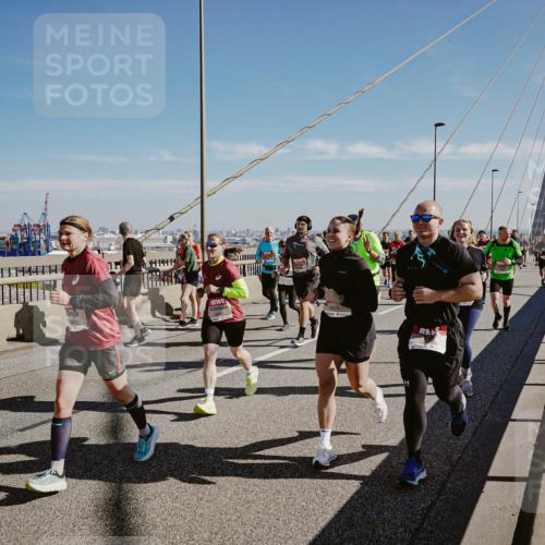03.10.2025 - Köhlbrandbrückenlauf Michael Burmester http://msf.ph/oto/9038524 03.10.2025 12:31:15 Position 1 7 meine-sportfotos.de