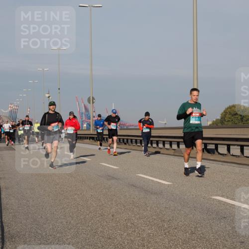 03.10.2025 - Köhlbrandbrückenlauf Fabian Wolf http://msf.ph/oto/9038530 03.10.2025 09:52:53 Position 3  meine-sportfotos.de