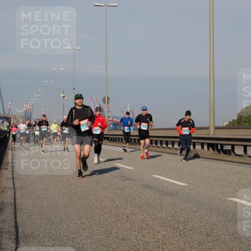 03.10.2025 - Köhlbrandbrückenlauf Fabian Wolf http://msf.ph/oto/9038558 03.10.2025 09:52:54 Position 3 148, 1699 meine-sportfotos.de