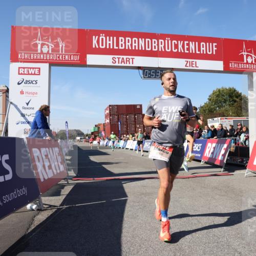 03.10.2025 - Köhlbrandbrückenlauf Lena Gebhardt http://msf.ph/oto/9038570 03.10.2025 12:53:59 Ziel 4030, 4088, 5710, 5947, 6002, 6200, 6817 meine-sportfotos.de