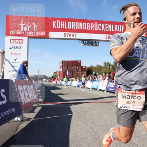 03.10.2025 - Köhlbrandbrückenlauf Lena Gebhardt http://msf.ph/oto/9038585 03.10.2025 12:53:59 Ziel 4030, 4088, 5710, 5947, 6002, 6200, 6817 meine-sportfotos.de