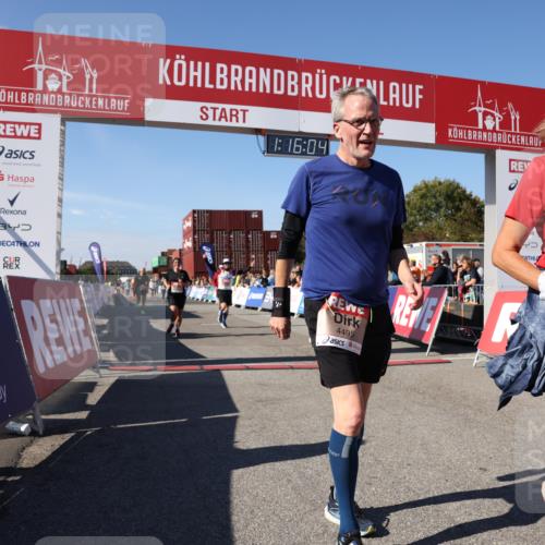 03.10.2025 - Köhlbrandbrückenlauf Lena Gebhardt http://msf.ph/oto/9038586 03.10.2025 13:16:04 Ziel 4311, 4374, 4423, 4495, 4548, 4644, 4677, 4805, 4833, 5022, 5023, 5217, 5336, 5867, 5868, 6270, 6271, 6507, 6712 meine-sportfotos.de