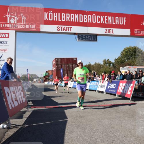 03.10.2025 - Köhlbrandbrückenlauf Lena Gebhardt http://msf.ph/oto/9038660 03.10.2025 12:54:03 Ziel 4030, 5710, 5947, 6002, 6200, 6817 meine-sportfotos.de
